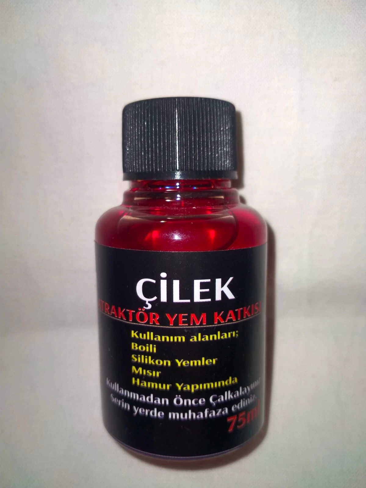 Atraktör Boom Trofe Yem Katkısı Çilek 75Ml